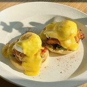 Smoked Salmon With Benedict Egg
