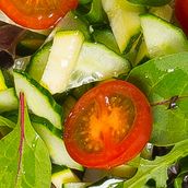 Green salad with cucumber and zucini 