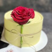 Valentine Day Red Rose Cake 4 To 6 Servings