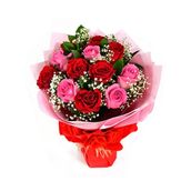 Pink And Red Roses Bouquet