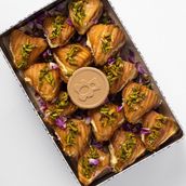 Baklava Croissants Big