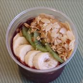 Acai bowl
