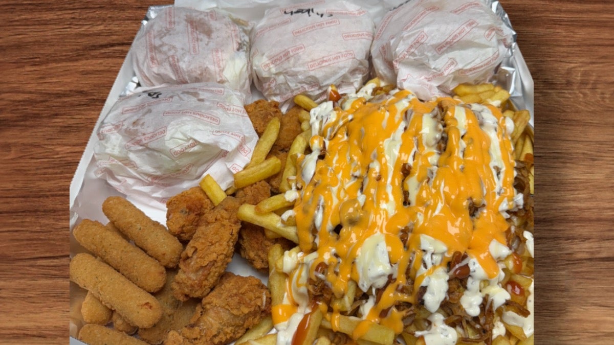 Family Feast 14" box