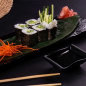 Kappa Maki (Cucumber Hosomaki)��
