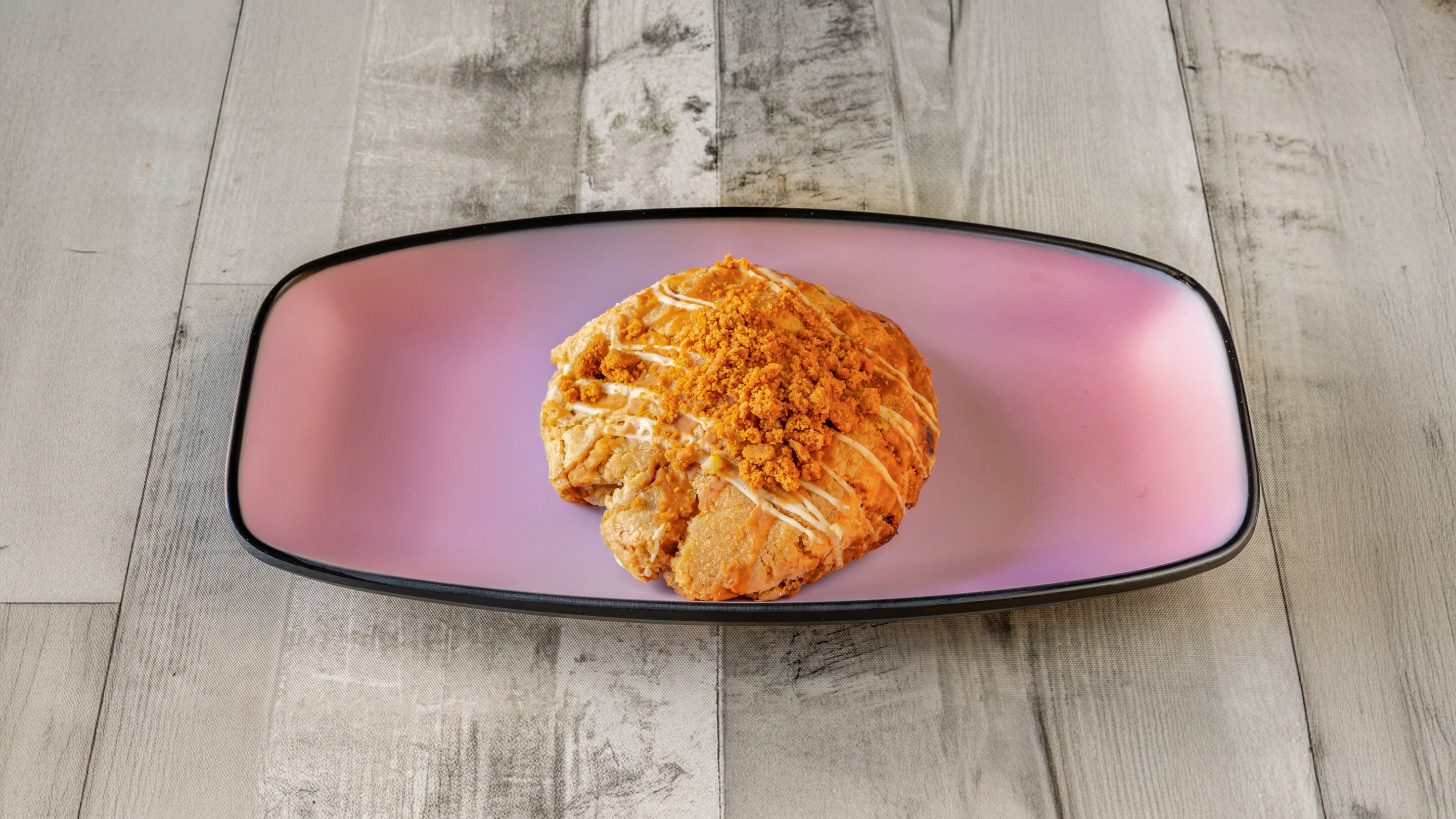Giant Lotus Biscoff Filled Cookie