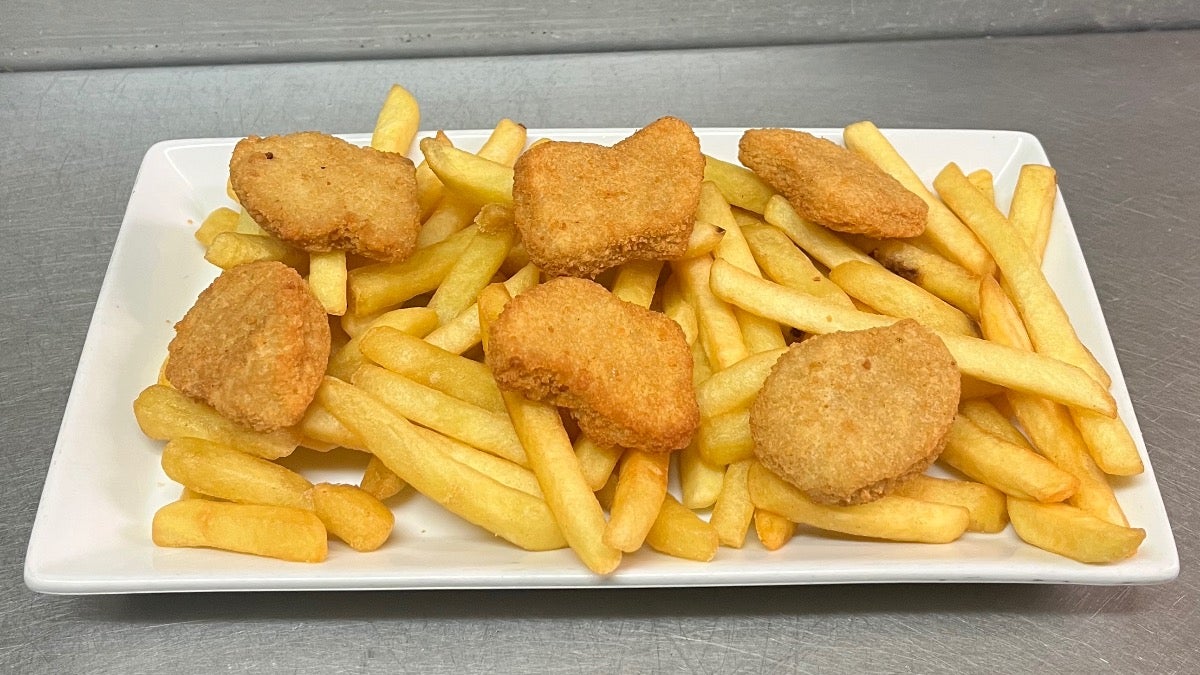 Chicken Nuggets and Chips