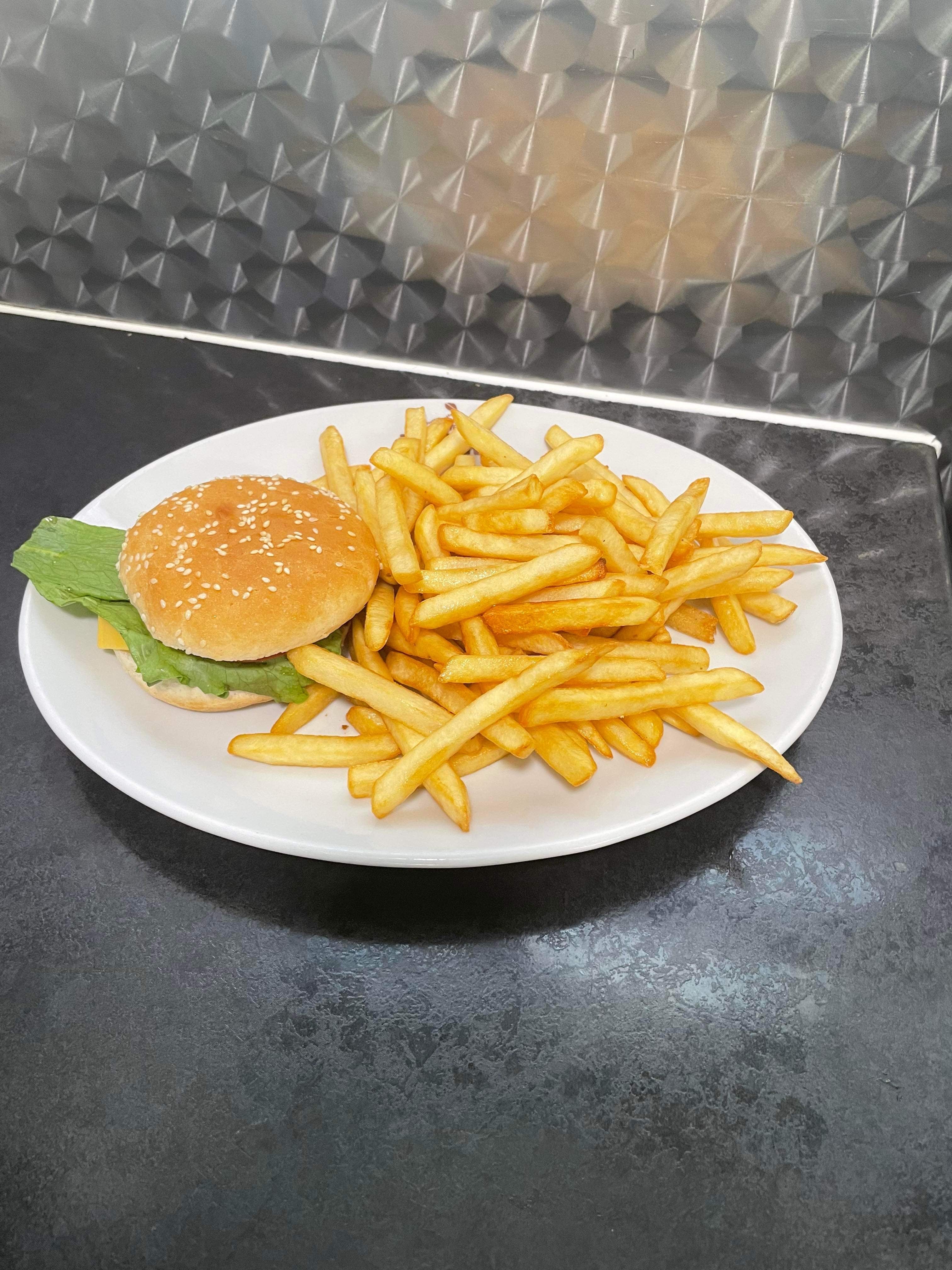 Burger With Cheese and Chips