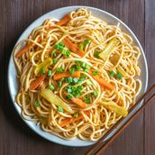 Veg Hakka Noodles