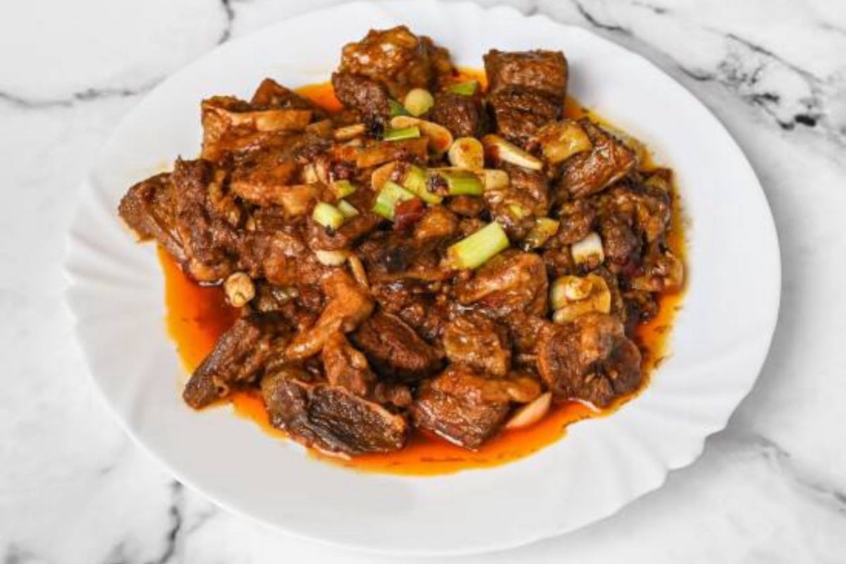 Pickled Pepper Tender Beef Shank（For Two） 泡椒耙精品牛腩