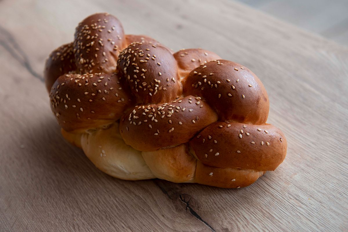 Poppy Challah