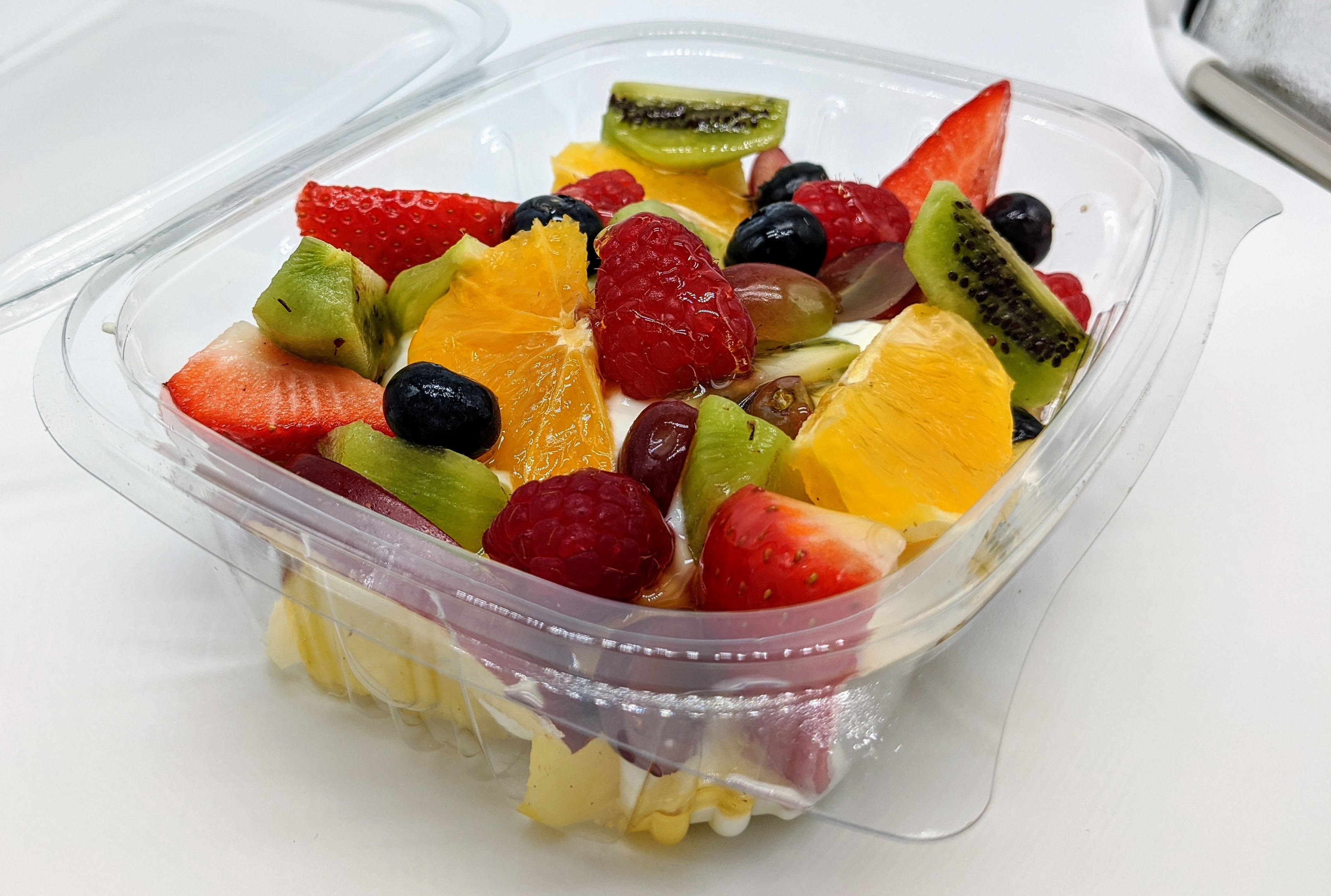 Fresh FRUIT SALAD