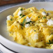 Scrambled Egg with Halloumi & Sumac