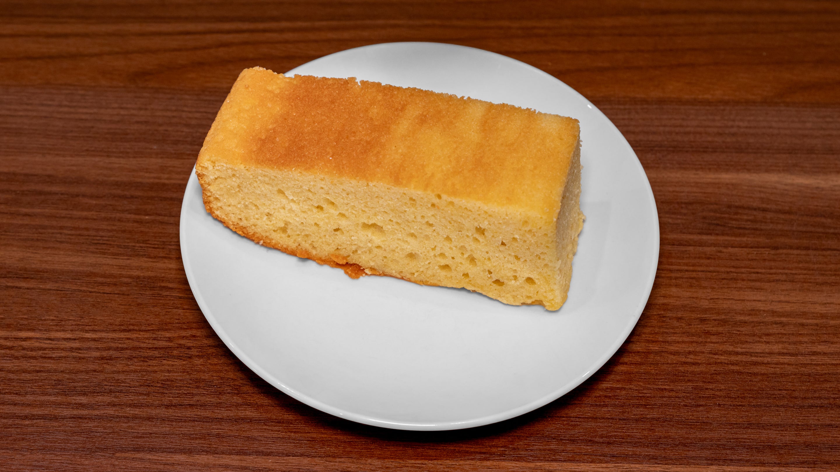 Bolo Limao (Lemon Cake Slice)