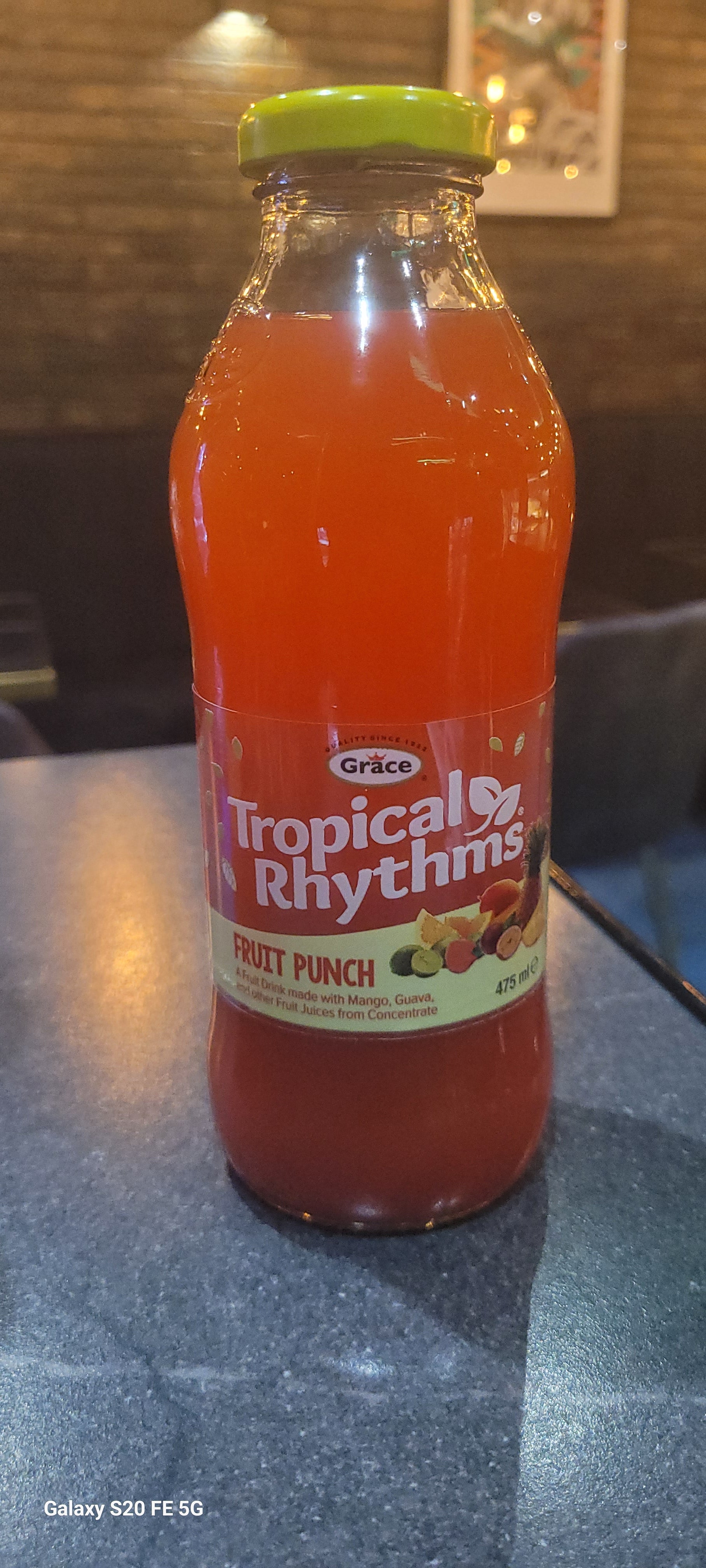 Fruit punch Tropical rhythm