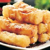 Brown-Sugar Glutinous Rice Cakes  红糖糍粑