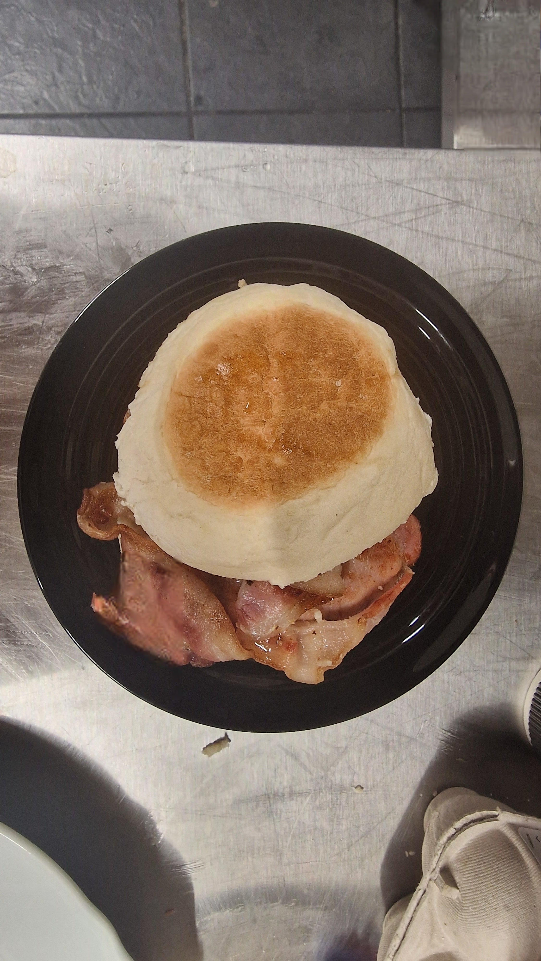 Bacon muffin roll
