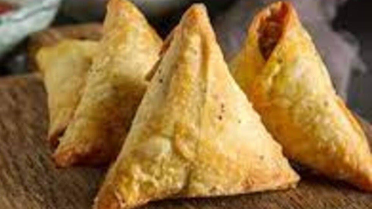 Curry Samosas加里角