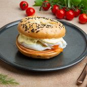 Classic Eggs Benedict 