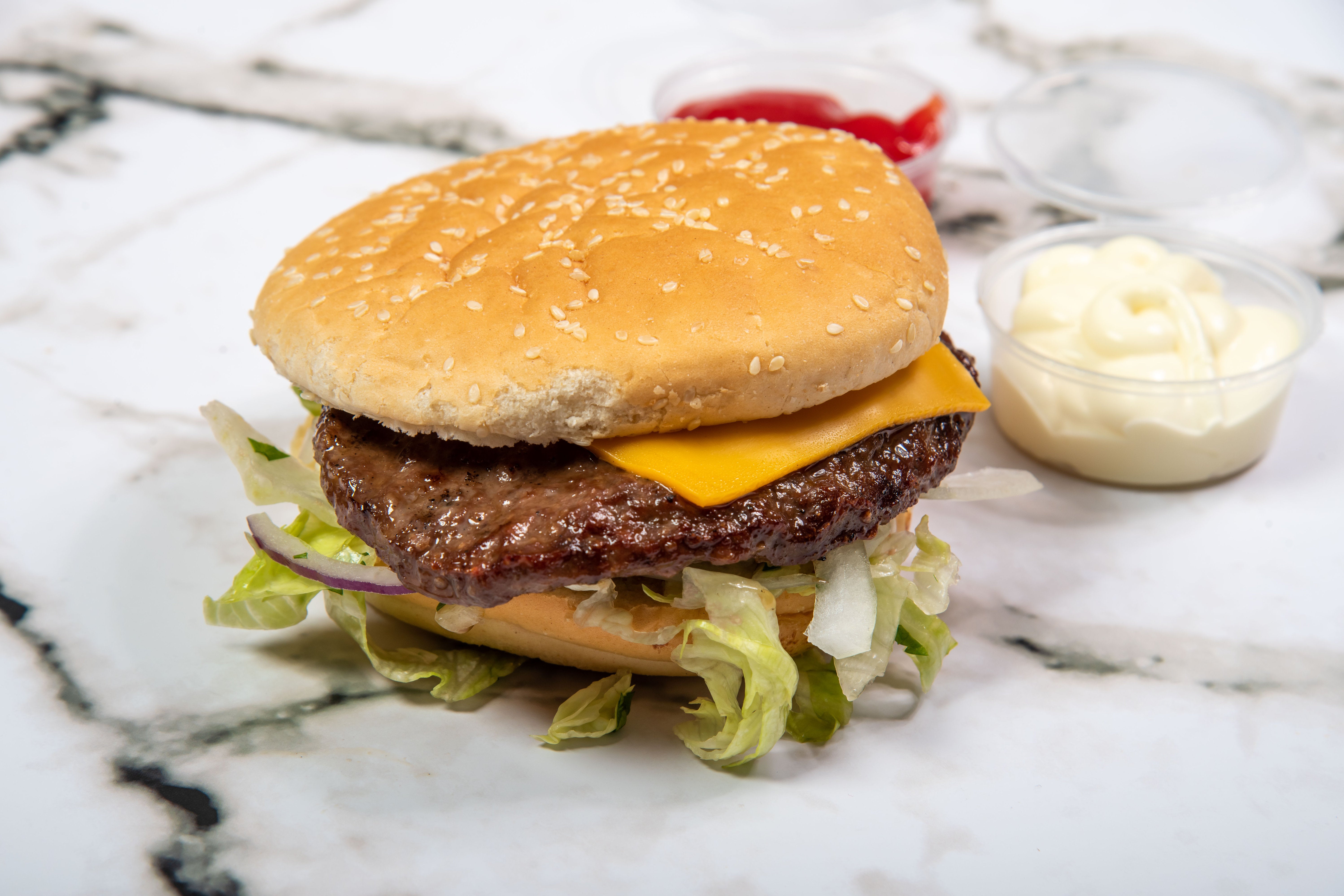 Quarter Pounder Burger (1/4)