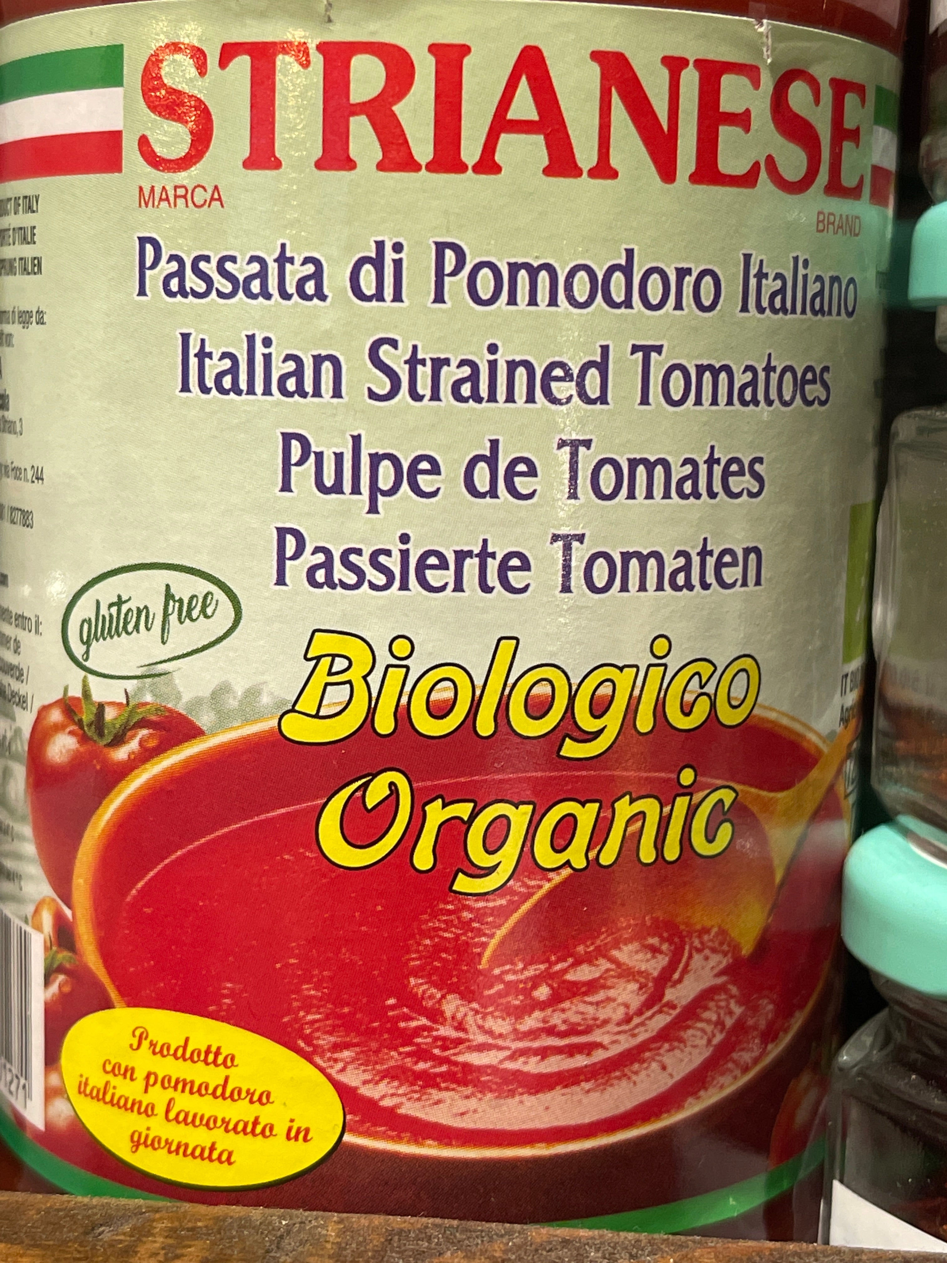 Strianese Passata Di Pomodoro Biologico Organic 680g (Glass Bottle)