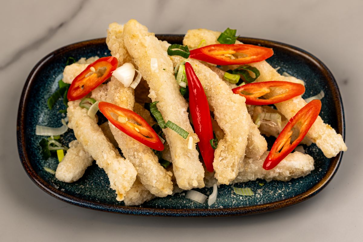 Salt and pepper calamari