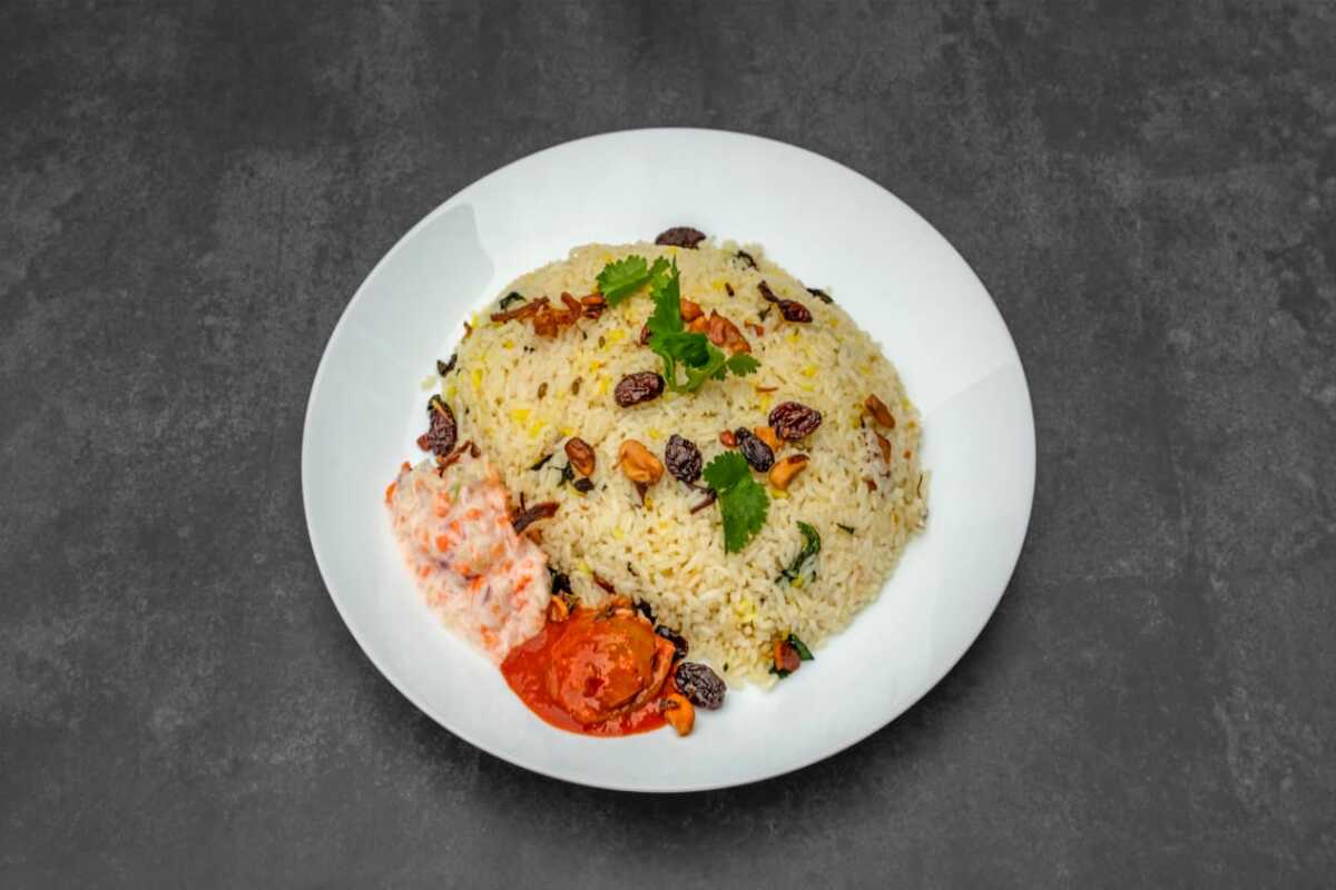 Wayanadan Special Chicken Biriyani with Kaima Rice