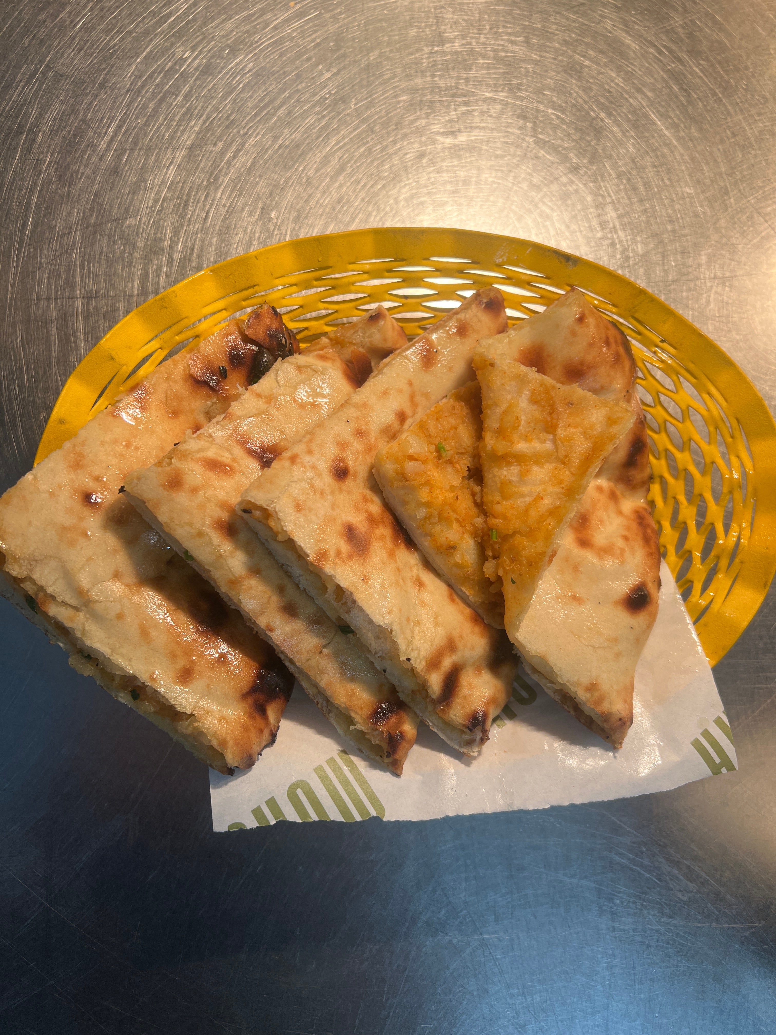 Potato stuffed Naan