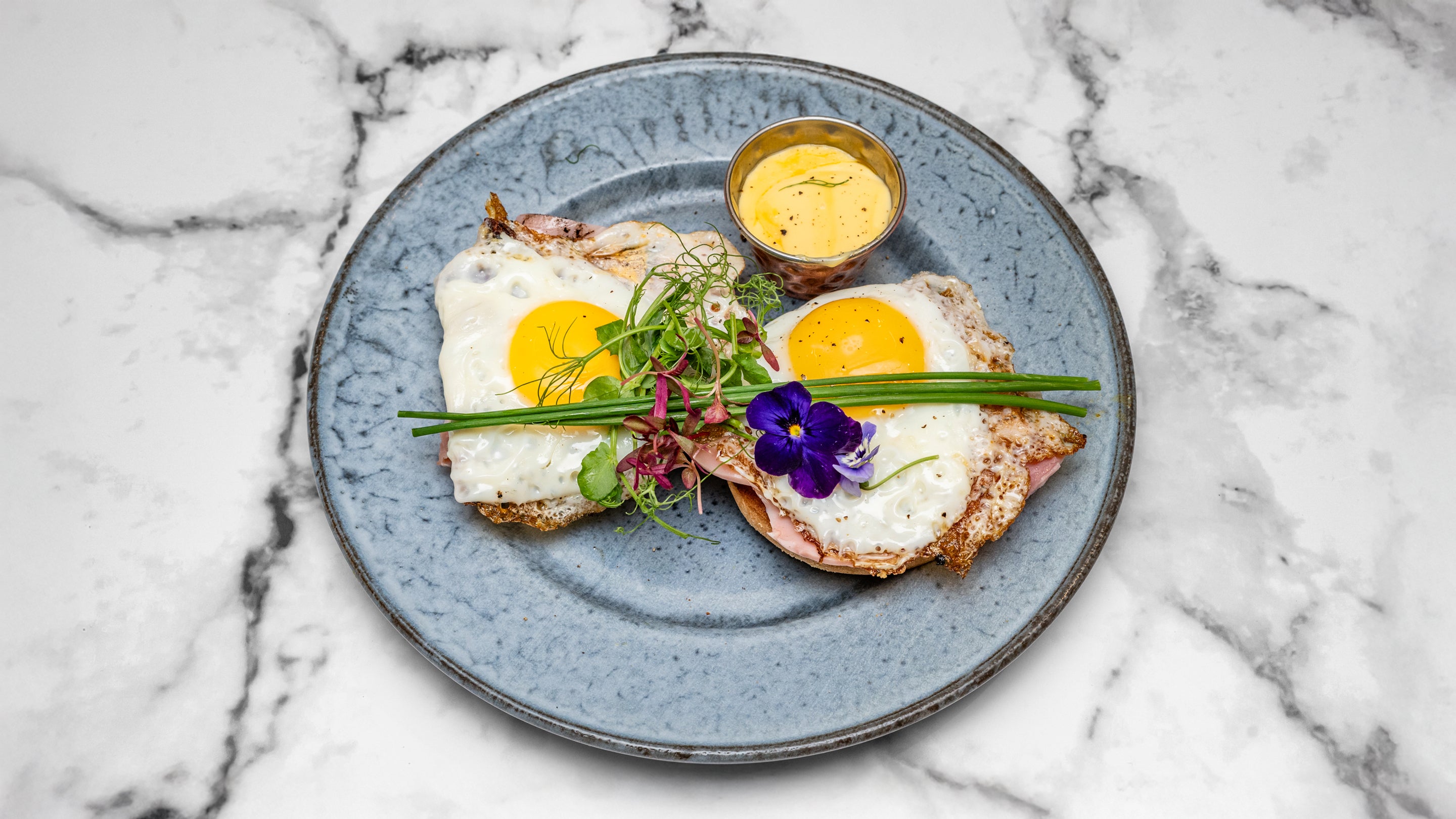 Eggs Benedict