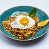 Stir Fry Pad Thai Noodle