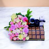 Chic Blooms 37