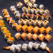 Ultimate Uramaki Box - 72 pcs