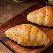 Sea Salt Croissant Prickly Ash Leaves	 	
