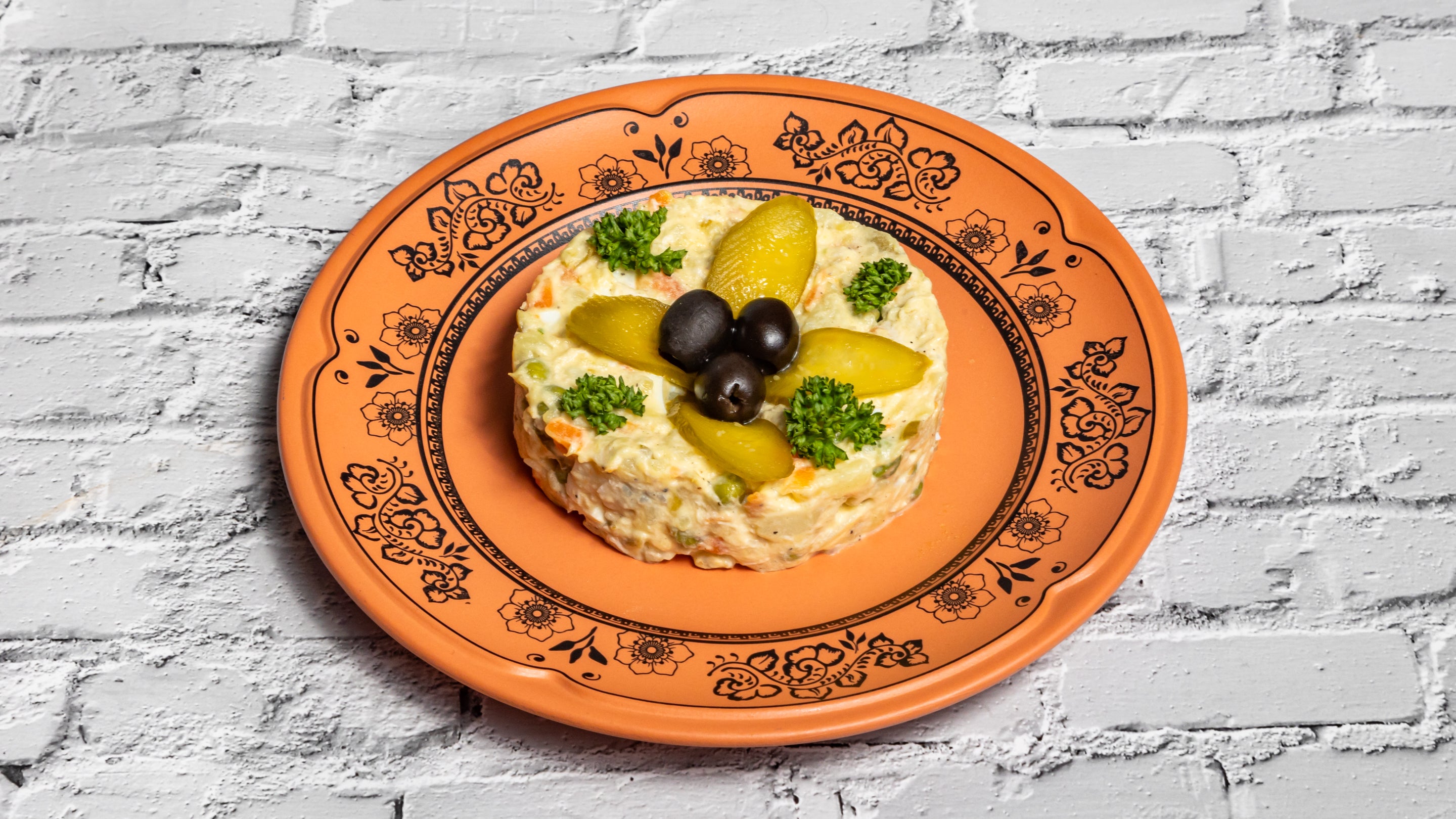 Salad Olivieh