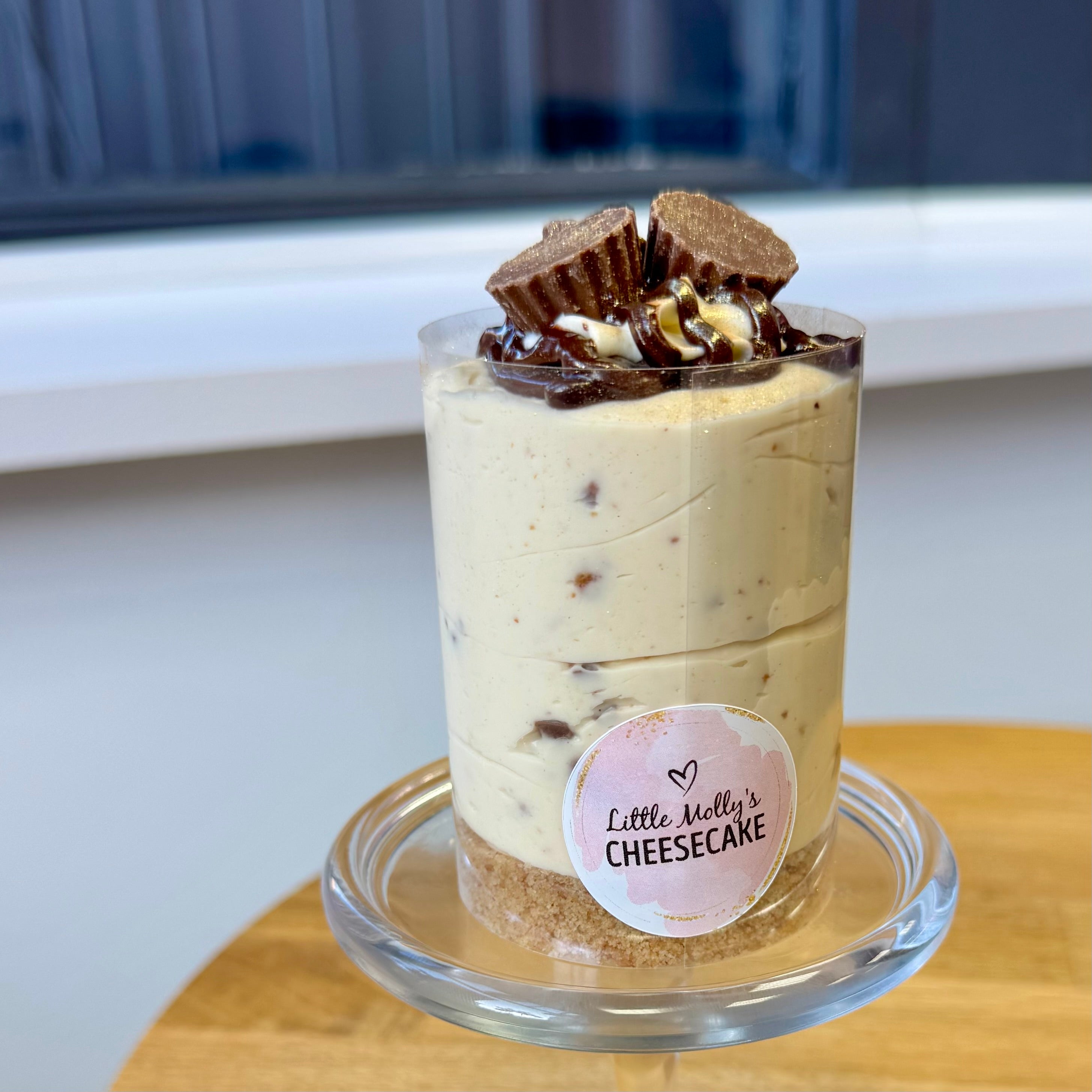 Reese’s Peanut Butter Mini Cheesecake