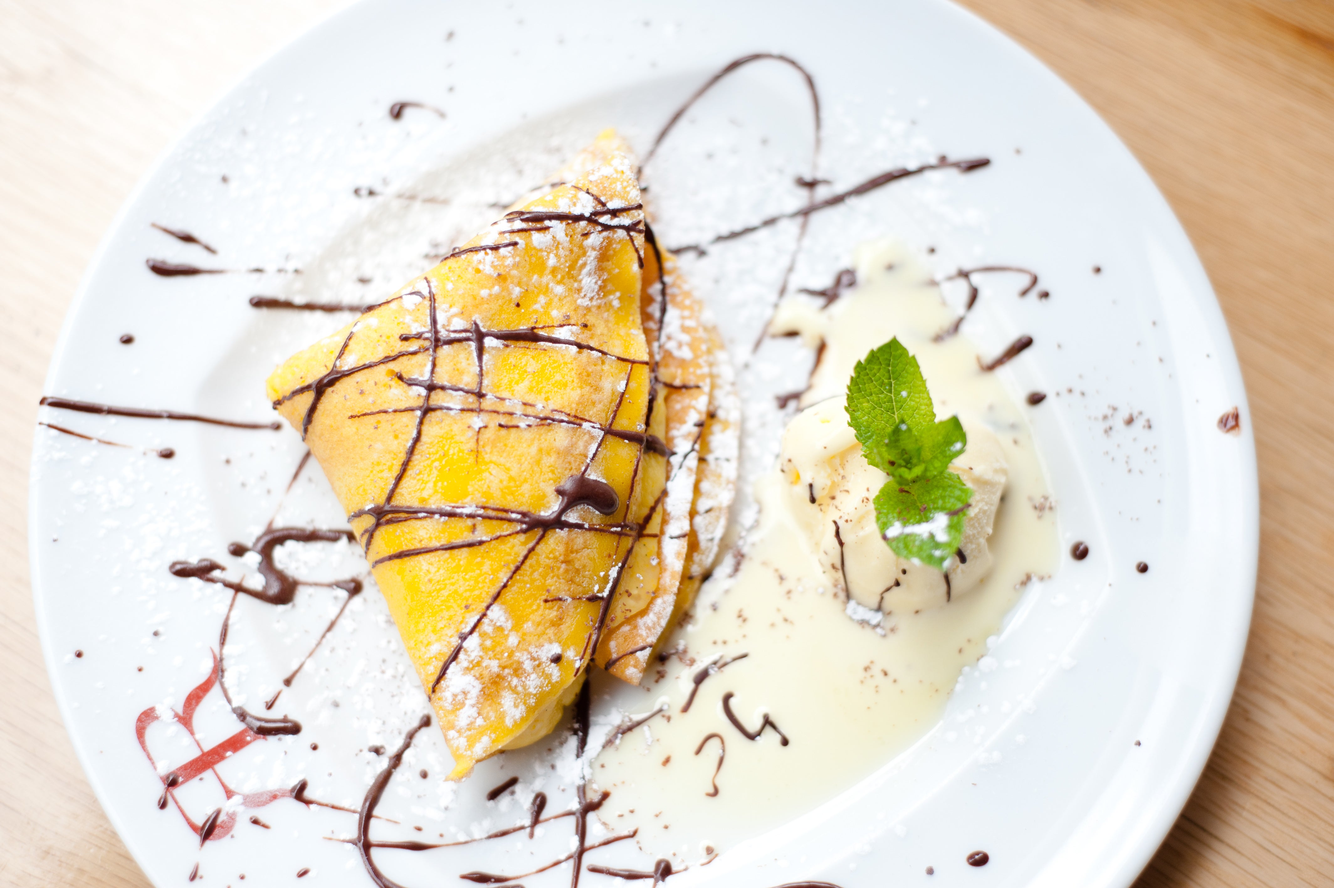 Crespelle All' Amaretto