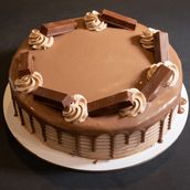 Kitkat Cake (Serves 5-8)