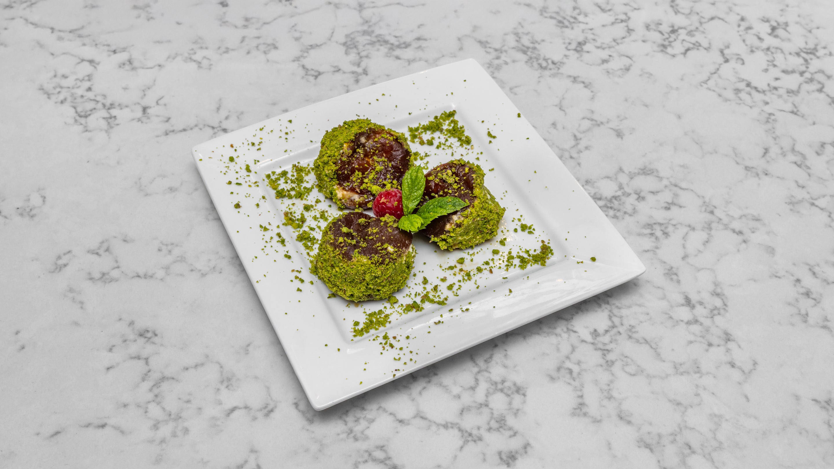 Stuffed Apricots (3 pcs)