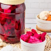 Qatarmeez Pickled Turnip
