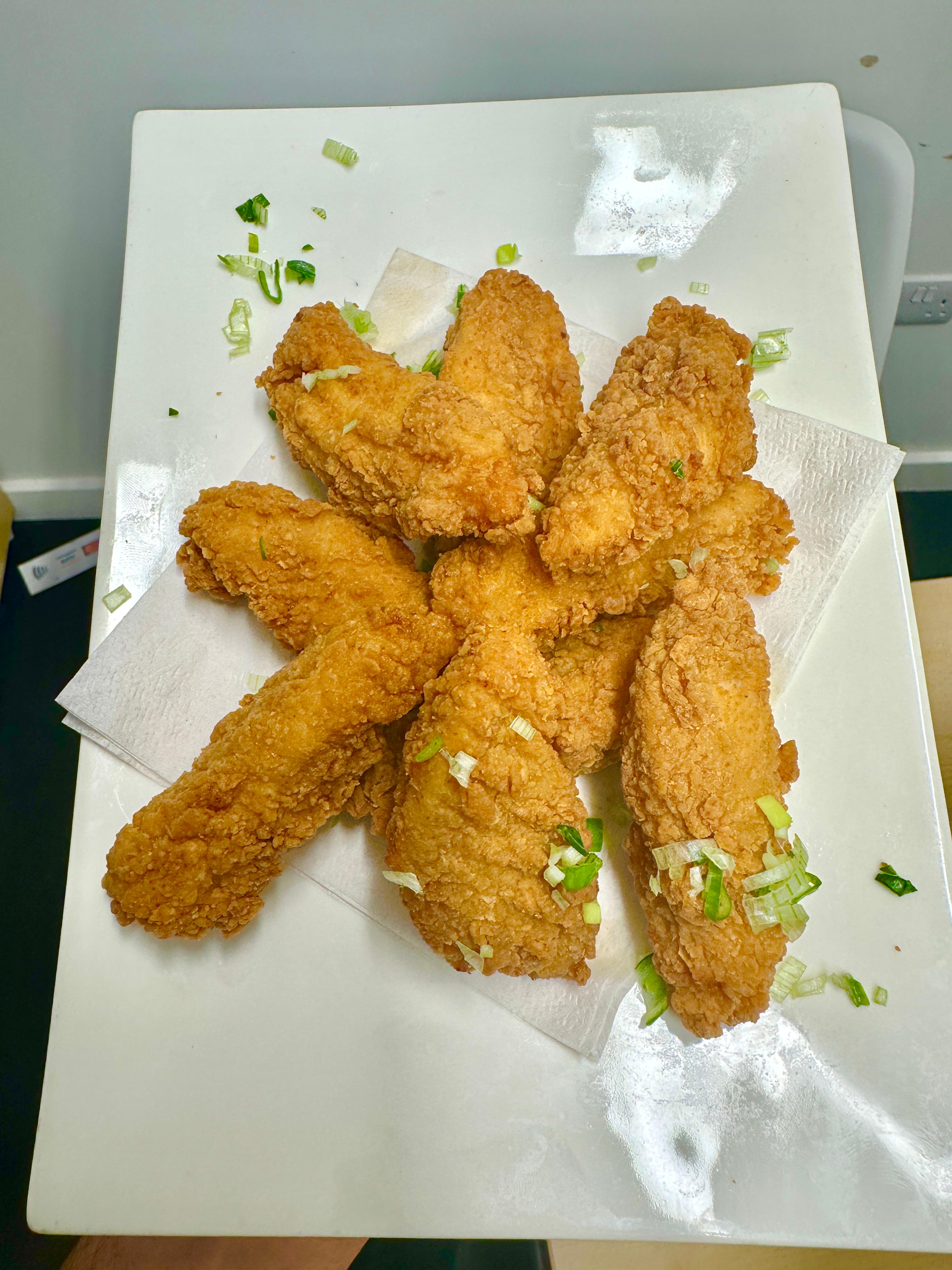 12 Wings