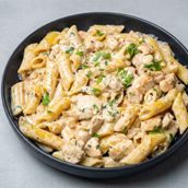 CREAMY CHICKEN PASTA