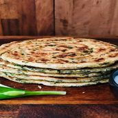 Garlic Paratha (Wheat)
