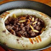 Hummus with Meat