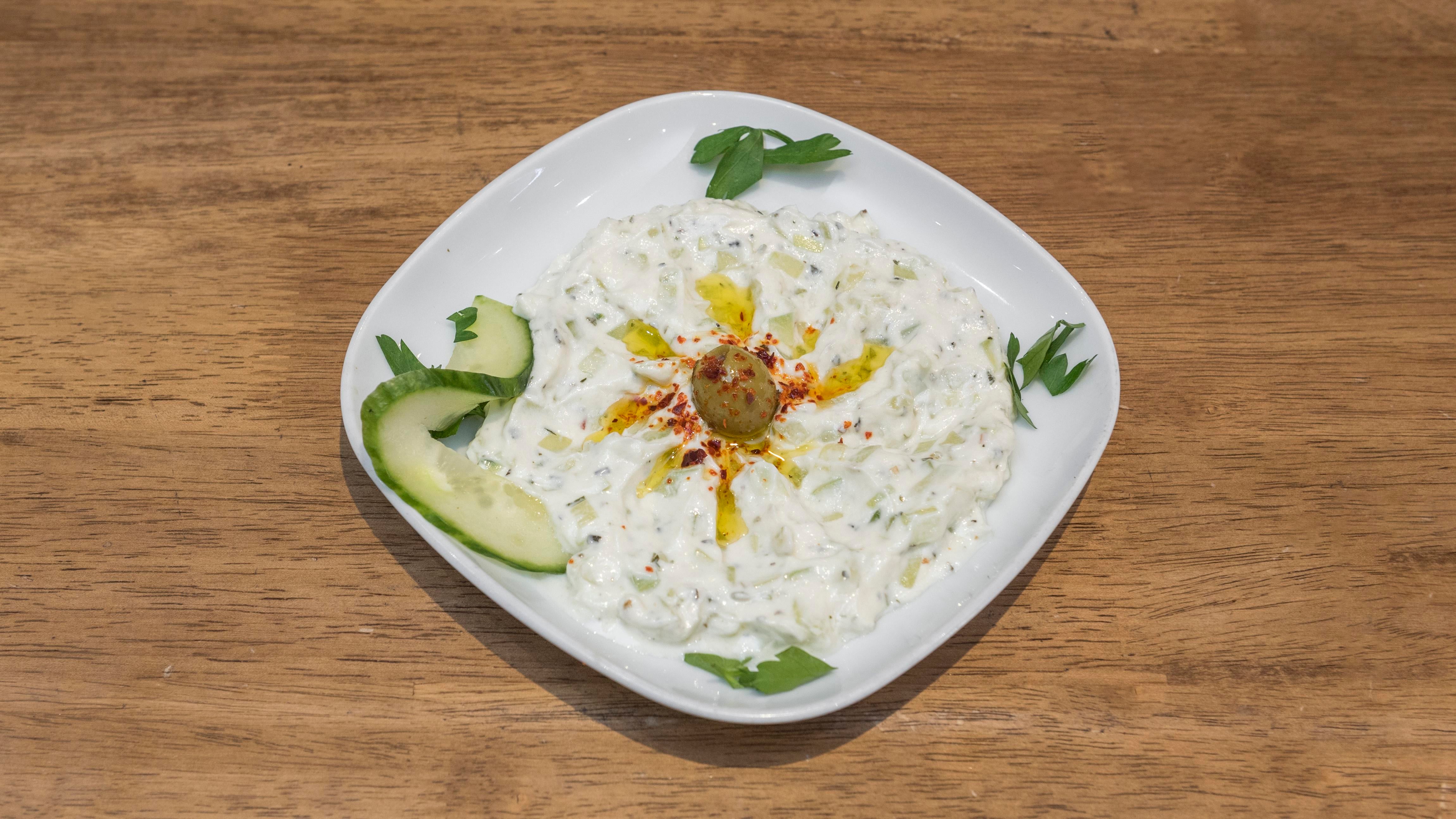 Cacik (Tzatziki)
