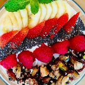 Yoghurt Granola Bowl