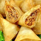 Chicken Sambousa 4 Pieces