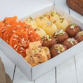 Small Mixed Sweet Box