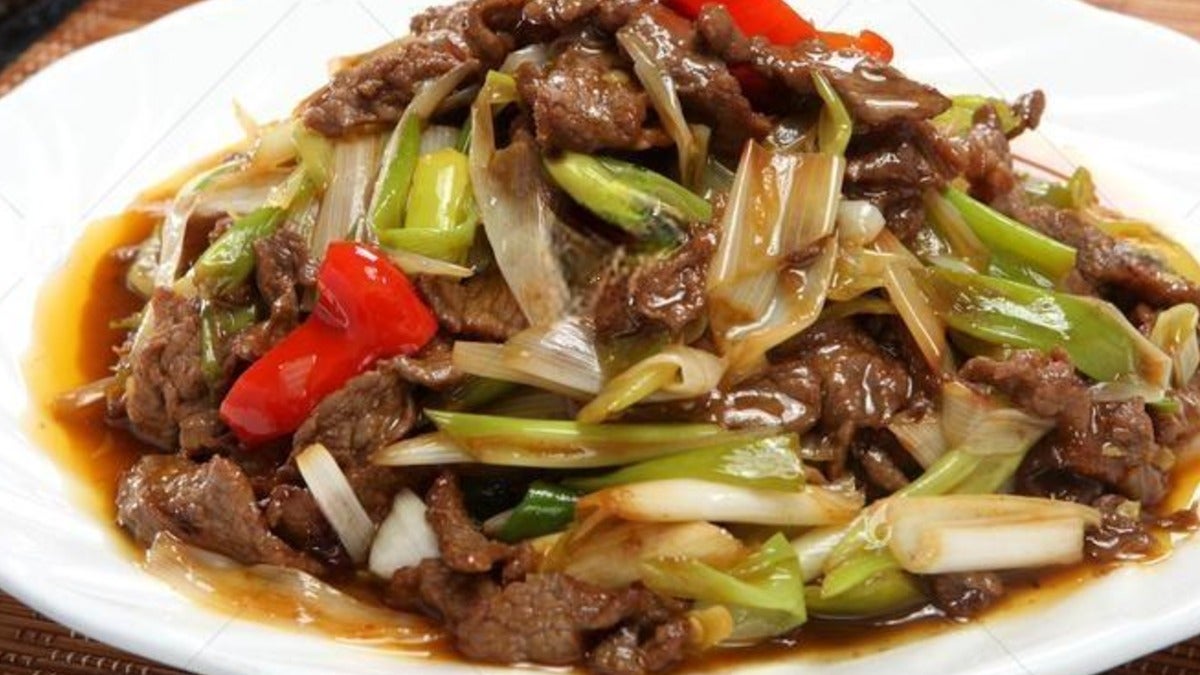 Fried Beef with Scallion 葱爆牛肉