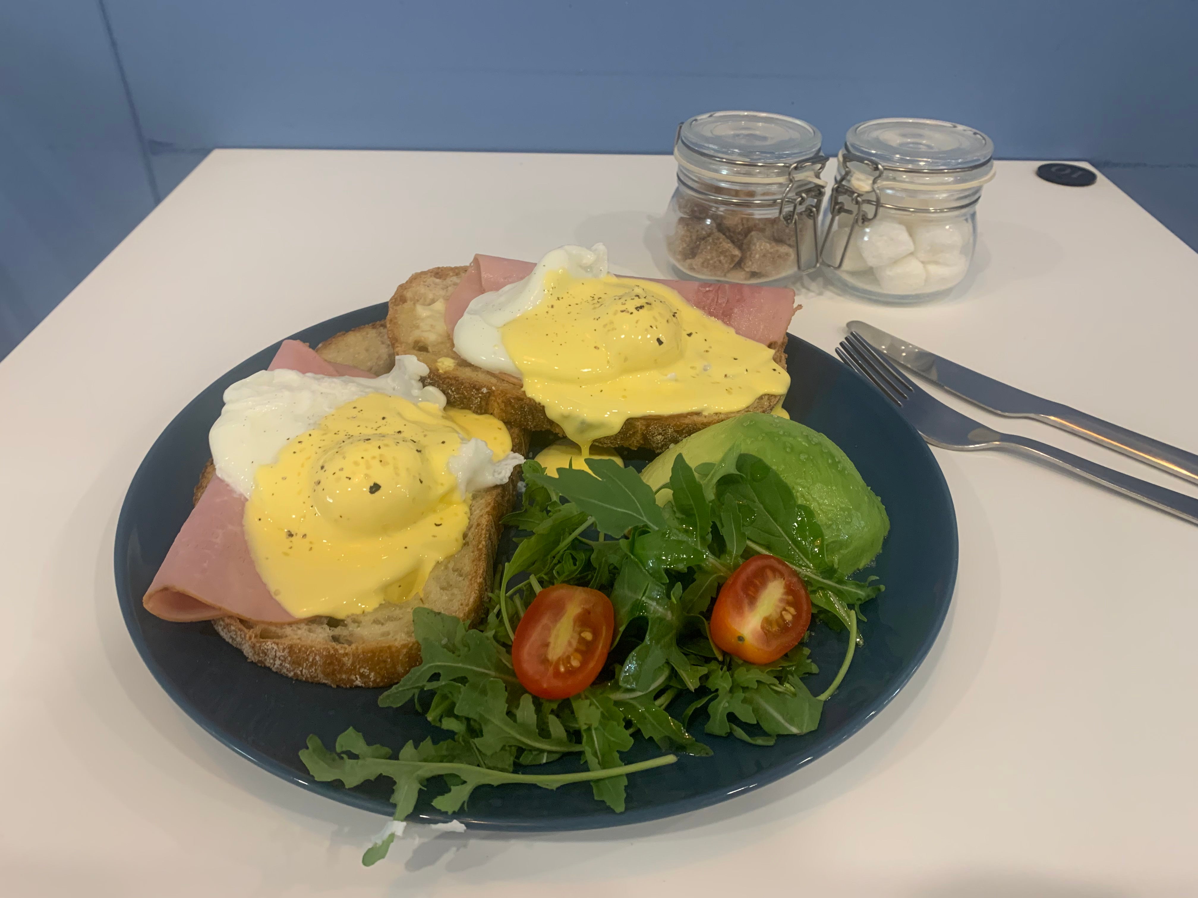 Eggs Benedict