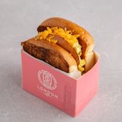 Sriracha Scrambled Cheese Eggs