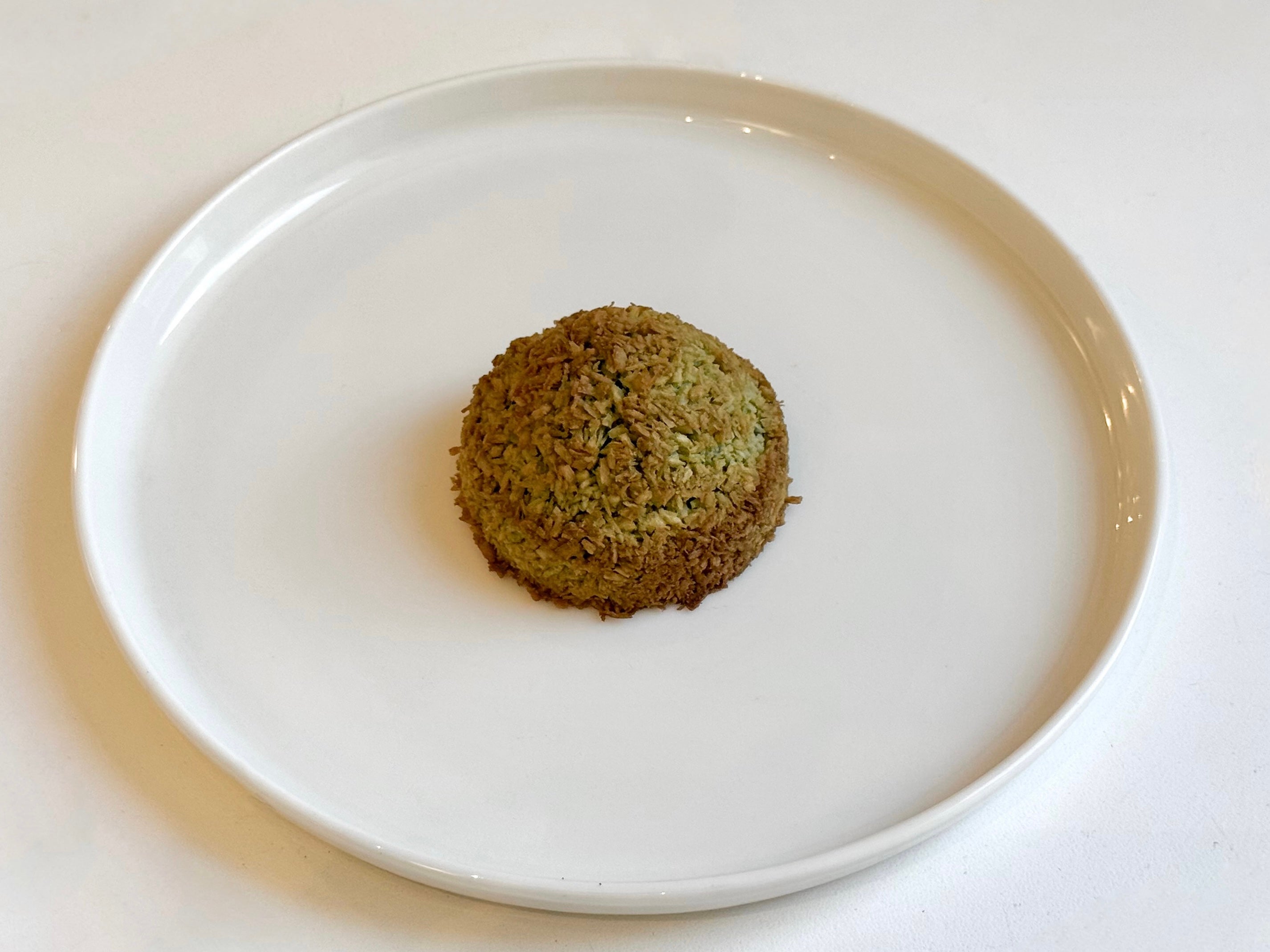 Keto Matcha Coconut Macaroon